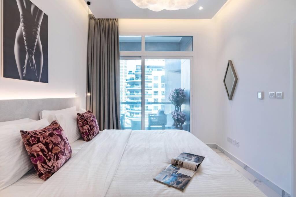 Apartment First Class Stylish 4br Marina W Pool, Gym, Walk To Metro *